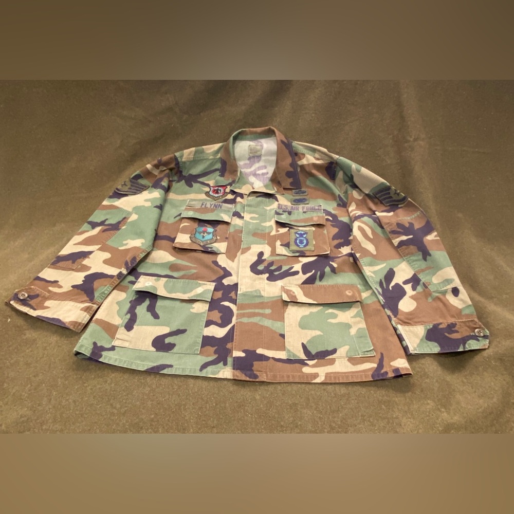 1995 Used US Air Force Woodland Camouflage Coat-Shirt Men’s Large Regular